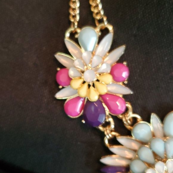 Cara New York Multi-Color 3 Cluster Rhinestone Gold-Tone Necklace 14" EC. - Picture 3 of 8